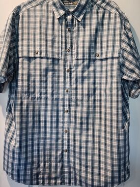 SOLARIS XLT Men’s Blue Plaid Short-Sleeve Button-Up Shirt. Item 0627267MS